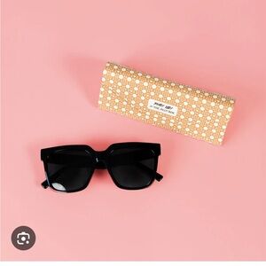Shady Lady sunglasses x Jilly Box